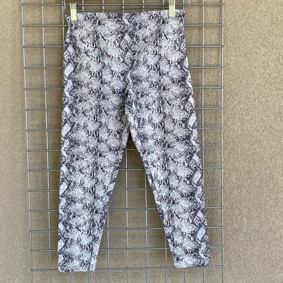 Yummie by Heather Thomson Pants - Snake Print Active Workout Shaping Leggings